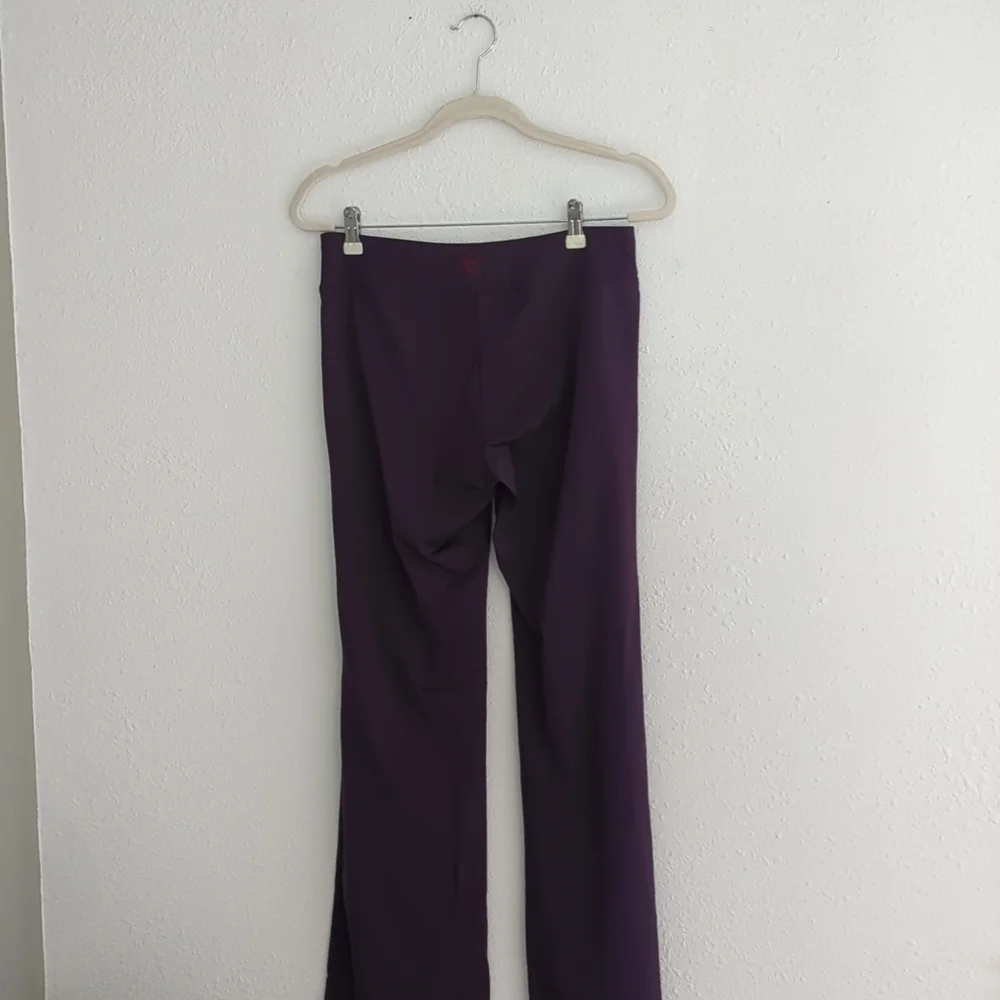 Patagonia Straight Leg Full Length Leggings Women's Size Medium Purple Rhythm